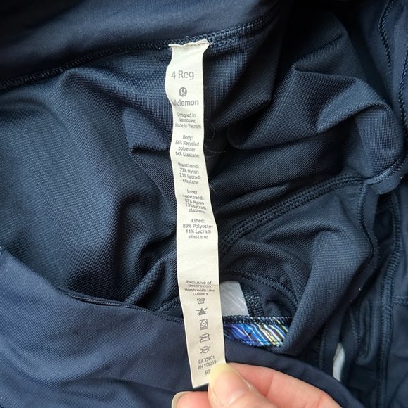 Lululemon Speed Up Low Rise Shorts - Lined *2.5" - Picture 6 of 6